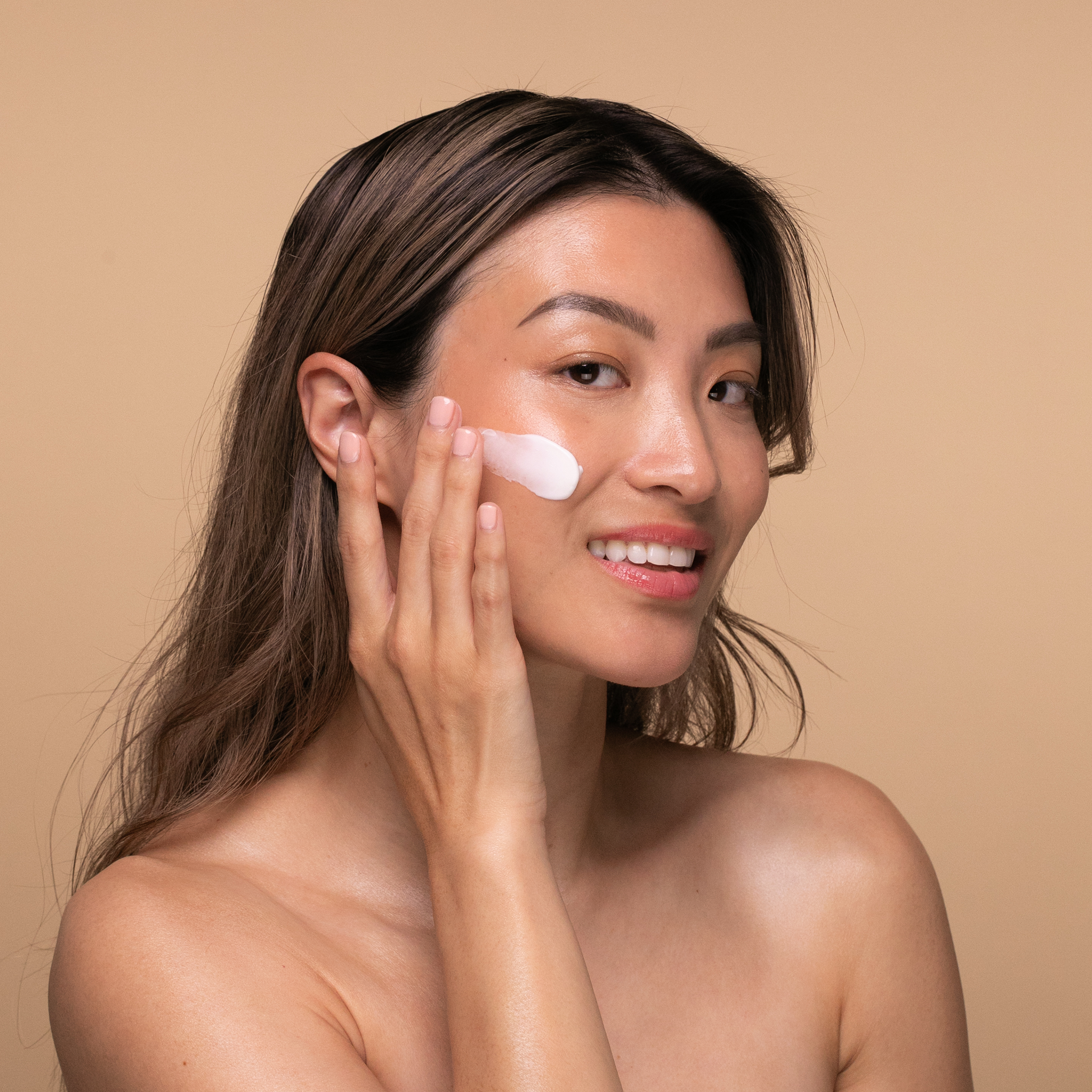 award winning light, fast-absorbing hydrating face cream for day and night is made in canada by birch babe