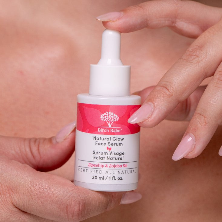 Infused with certified all natural, vegan and clean ingredients this natural glow face serum made in canada nourishes your skin with ingredients like botanical rosehip extract, carrot seed and grape seed oil.