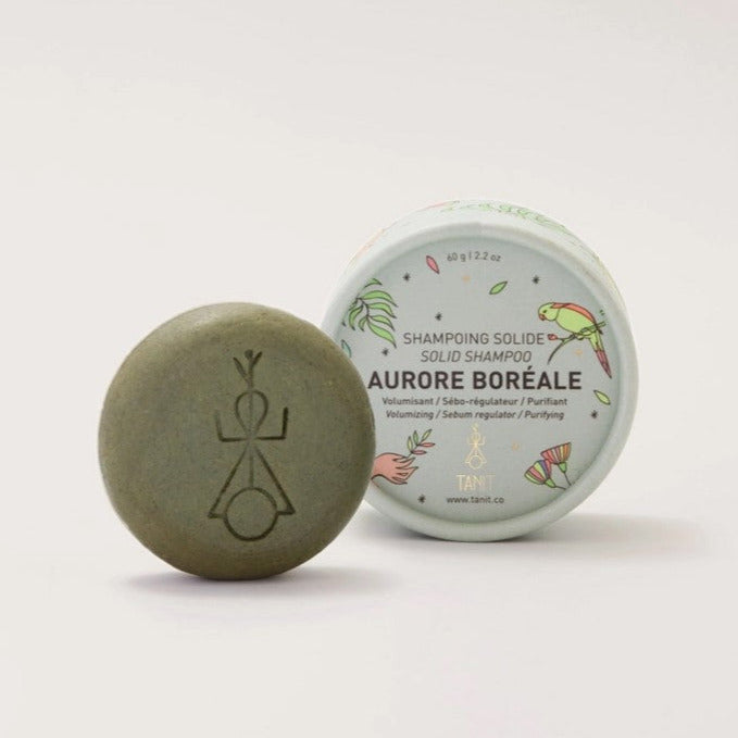 Aurore Boréale Shampoo Bar by Tanit Botanics is an oily and delicate hair rescue product that purifies and balances sebum production. It also restores volume and is all natural, plastic-free, preservative-free and has a biodegradable rich foam. In some instances, the scalp's glands create an excess in sebum that can make hair look greasy in between washes.