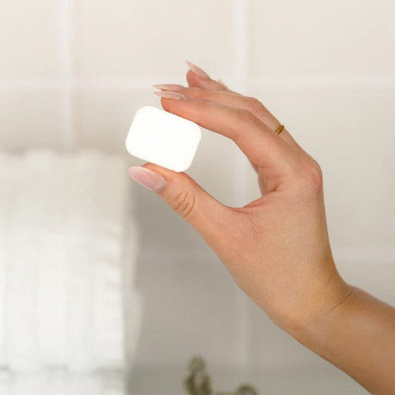 Make all your dishes shine with Myni Dishwasher Detergent Tablets, a Canadian made dishwasher detergent that's an ecological, zero waste solution to remove stubborn stains from your dishes.