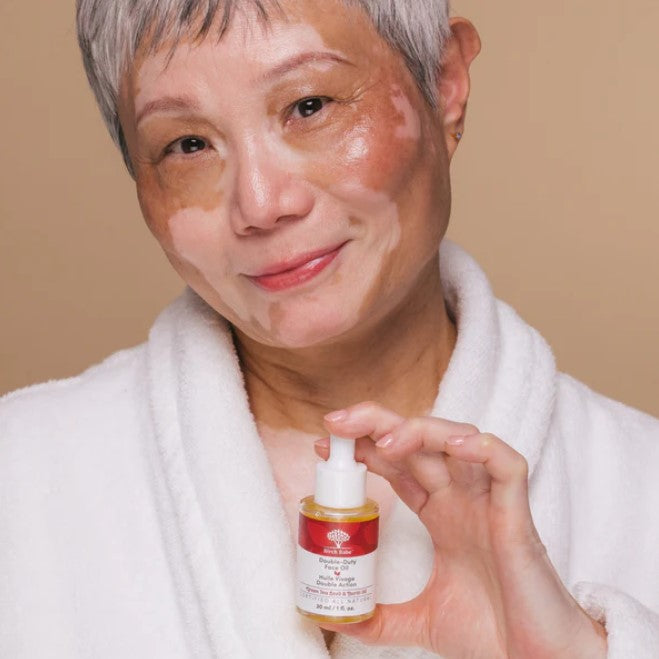 This Birch Babe face oil is Infused with Green Tea Seed, Rosehip, and Buriti oils and rich in Vitamin A to stimulate collagen production, promoting radiant skin.