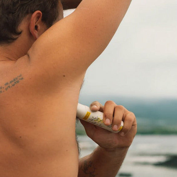 Tanit Botanics 48 hour effective 60 g solid stick deodorant made with magnesium hydroxide and zinc ricinoleate offers natural odour-neutralizers for long lasting freshness.