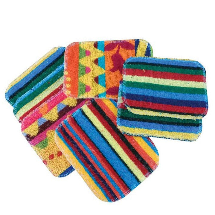 Multicoloured scrubEAZE scrubber cloths in assorted vibrant patterns – eco-friendly reusable cleaning pads made in Europe