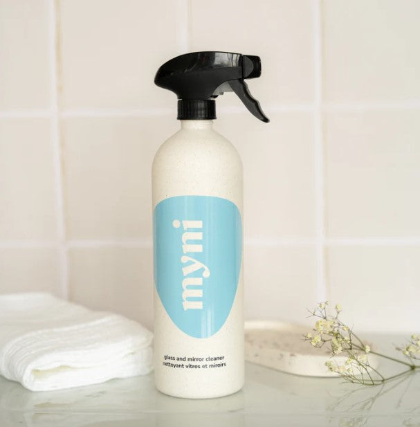 glass and mirror cleaner spray bottle in wheat straw 750 ml size