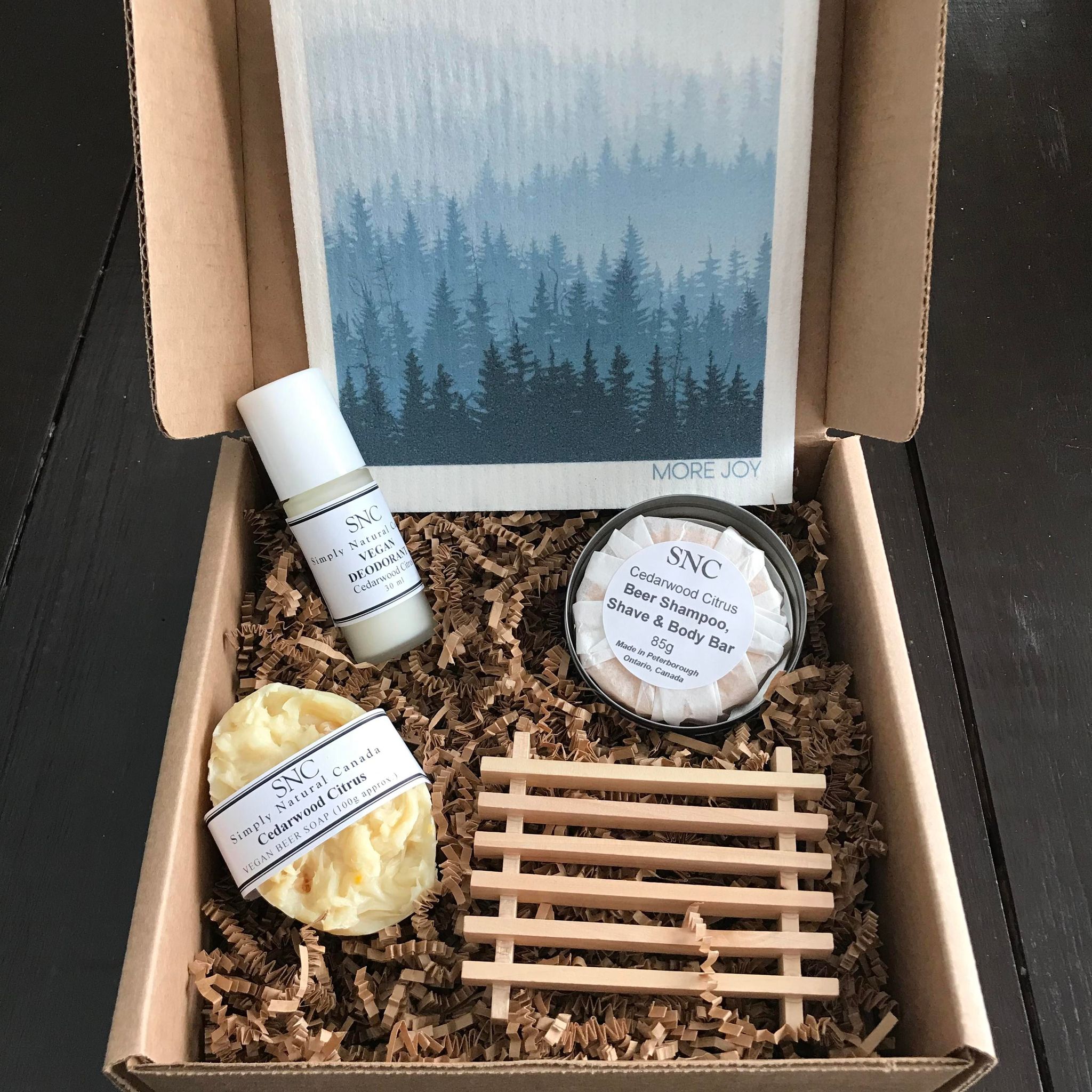 Handcrafted cedarwood citrus essential oil vegan oval soap, roll on deodorant and beer shampoo, shave and body gift set made in Canada by Simply Natural Canada
