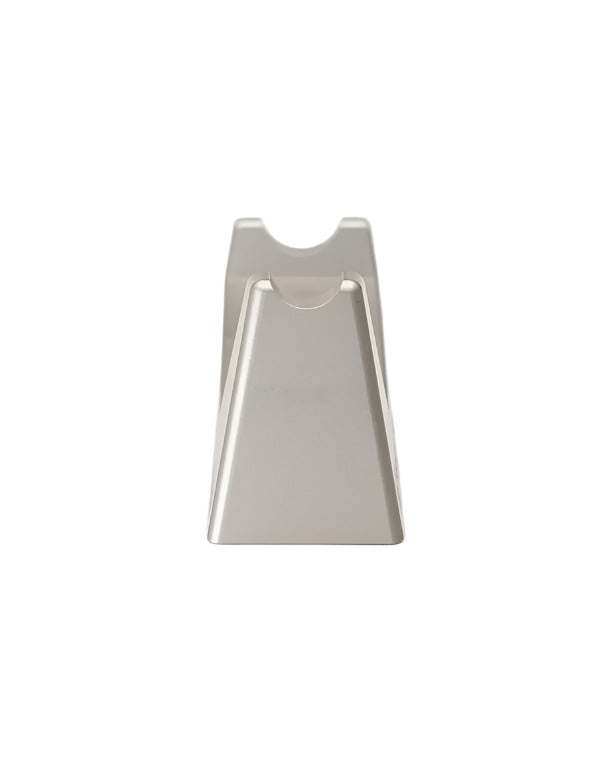 End view of the Henson Razor Stand showcasing precise CNC machining