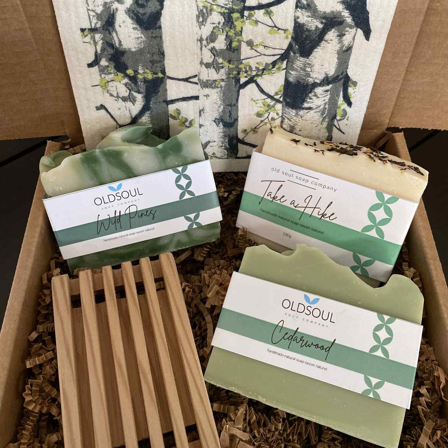 Outdoors Soap Gift Box with four Canadian-made bath and shower soaps and woven tray, zero waste, natural ingredients, gift