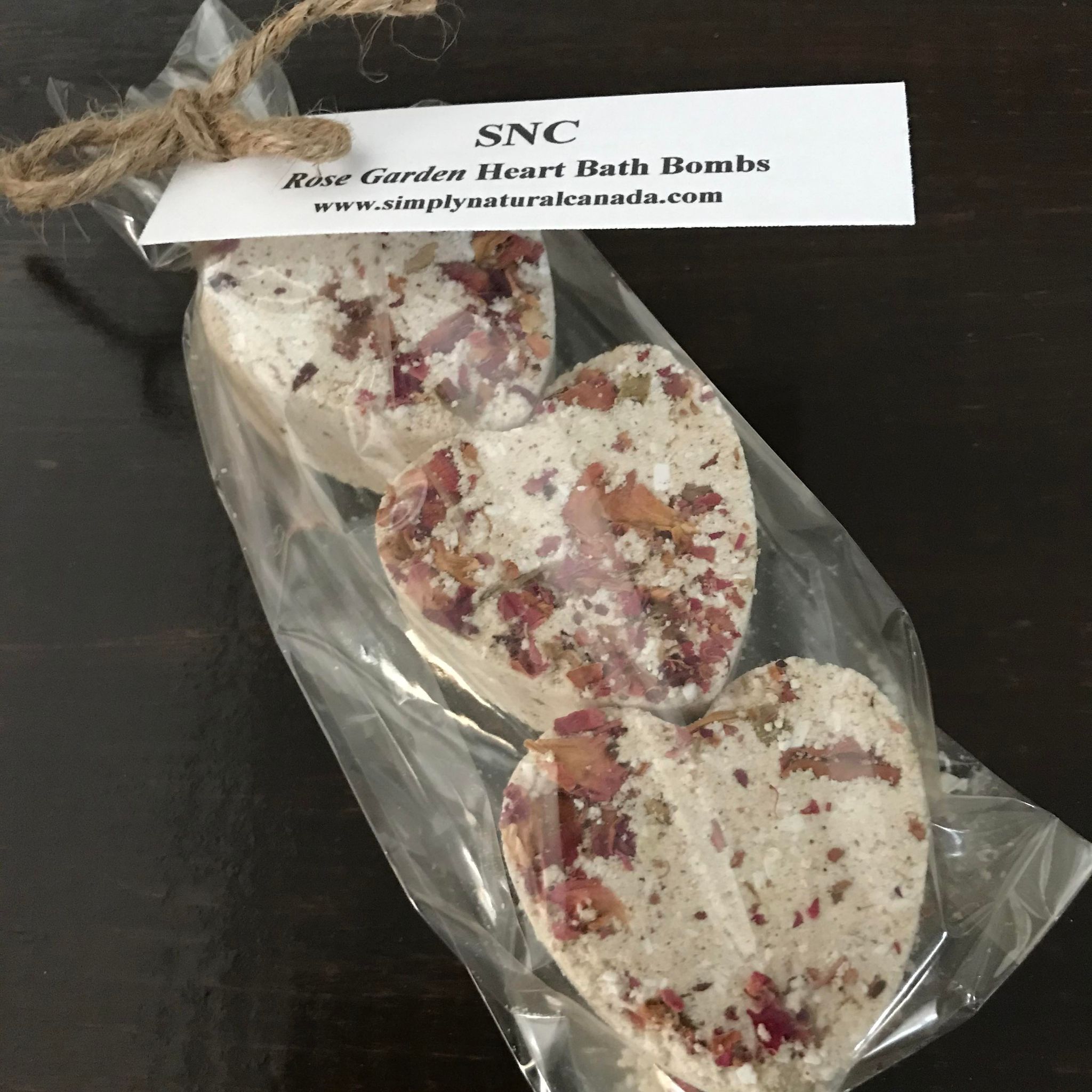 canadian made simply natural canada set of 3 small foaming heart bath bombs in compostable bag 