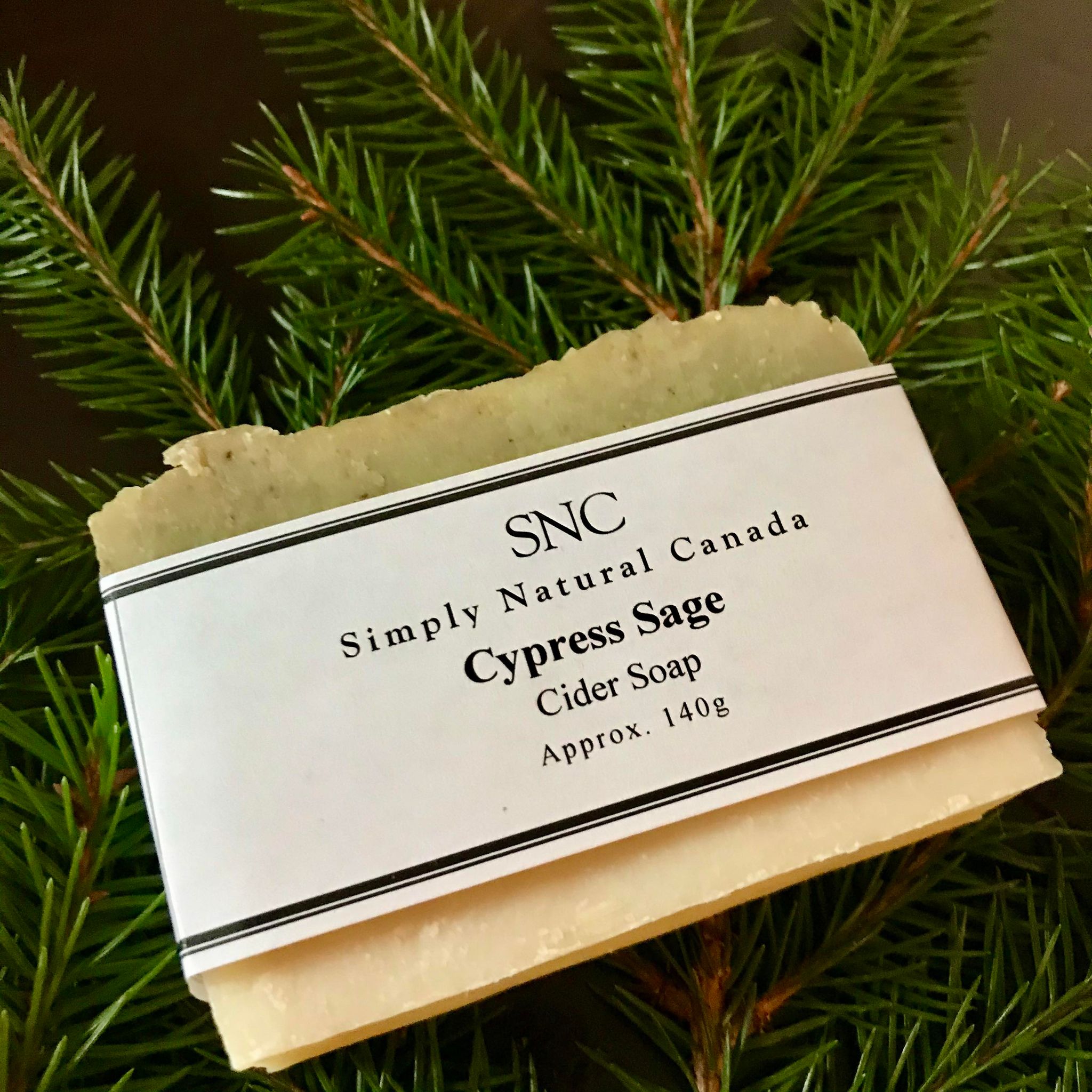 This Simply Natural Canada Cypress Sage cider soap is infused with the crisp essence of cypress, the earthy aroma of sage, and the sweet notes of cider.