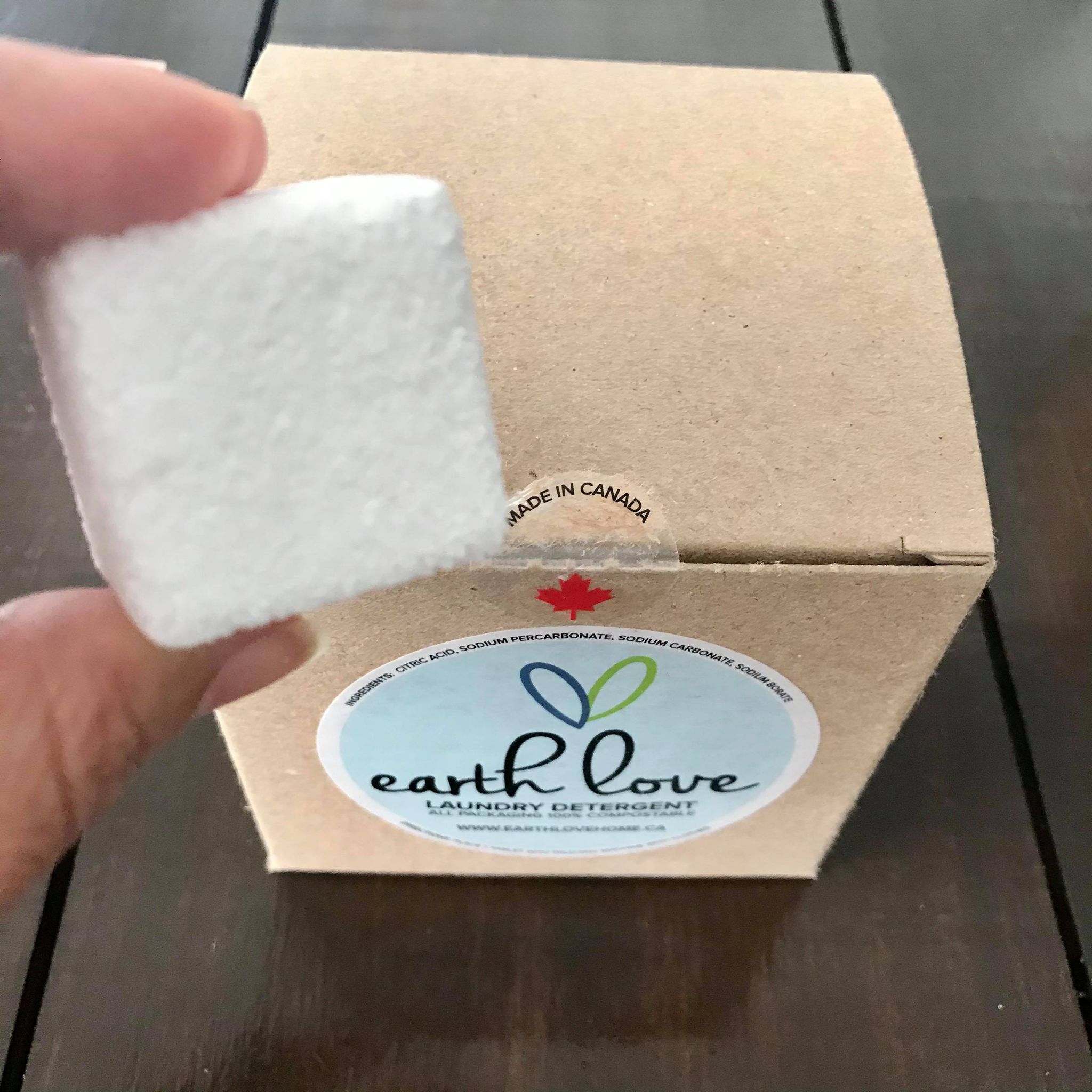 canadian made natural earth love laundry detergent tablets box of 36