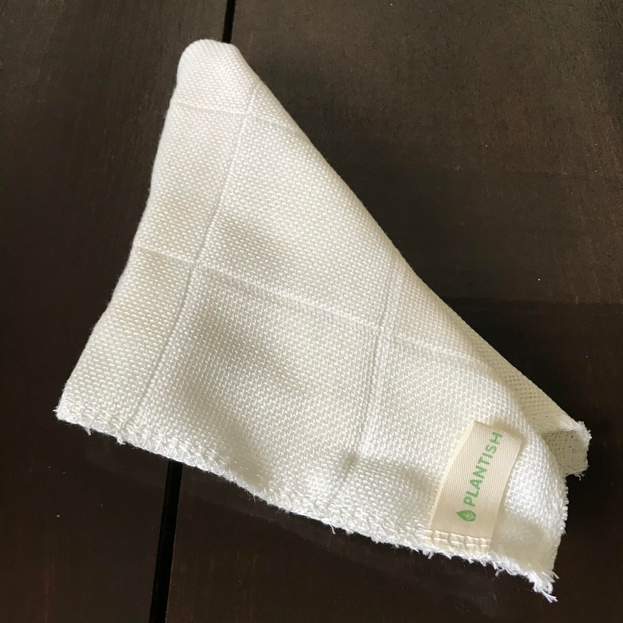Individaul white compostable, antibacterial, oil-resistant and lint-free bamboo cloth made by Plantish